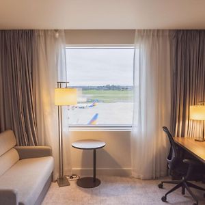 Deluxe King Room High Floor